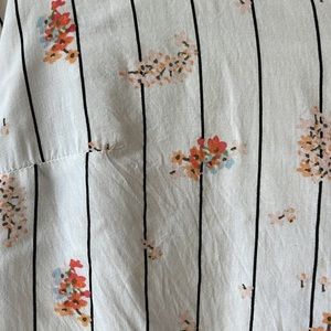 A New Day button up floral sz M